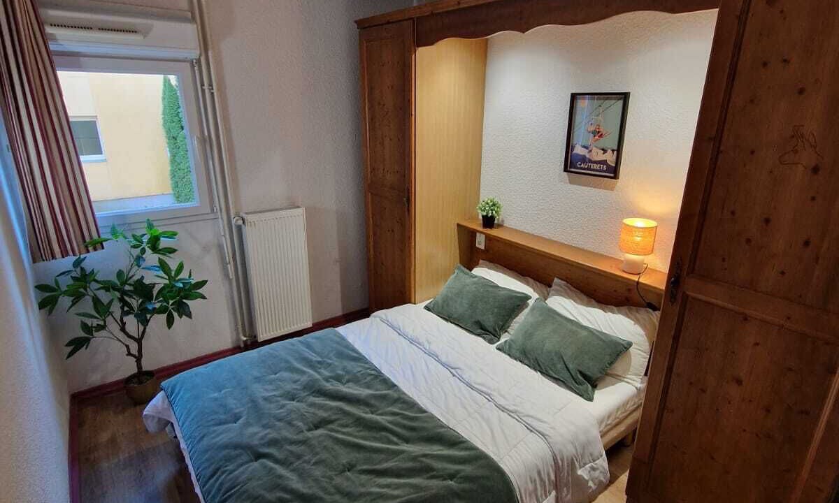 Photo of Bedroom in Cauterets