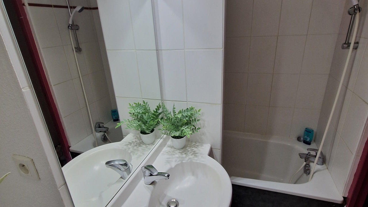 Photo of Bathroom in Cauterets