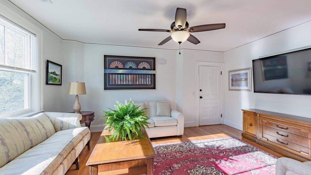 Photo of Livingroom in South Providence