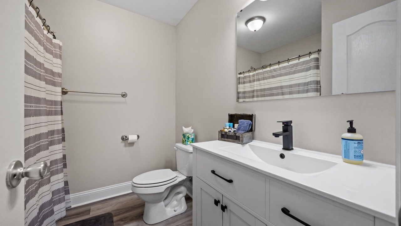 Photo of Bathroom in Olivia