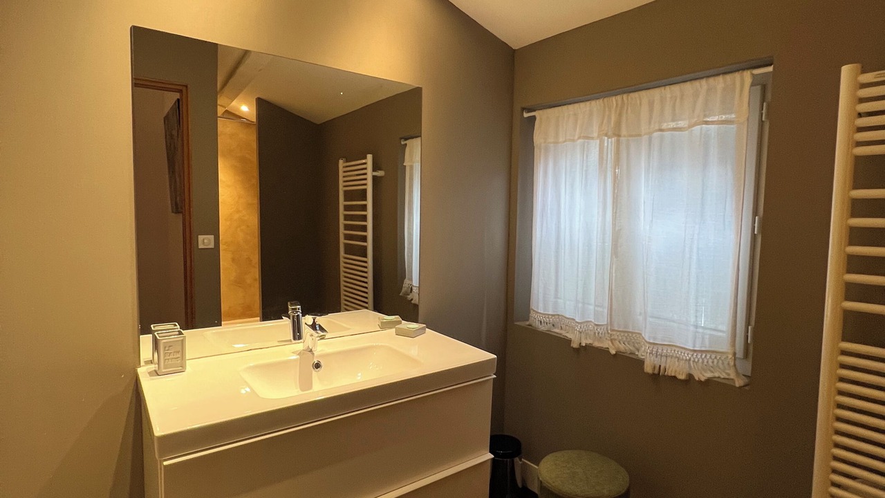 Photo of Bathroom in Avene