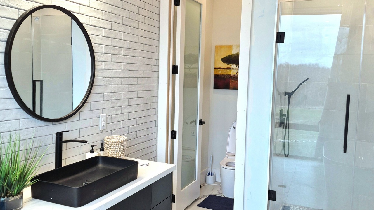 Photo of Bathroom in Milton