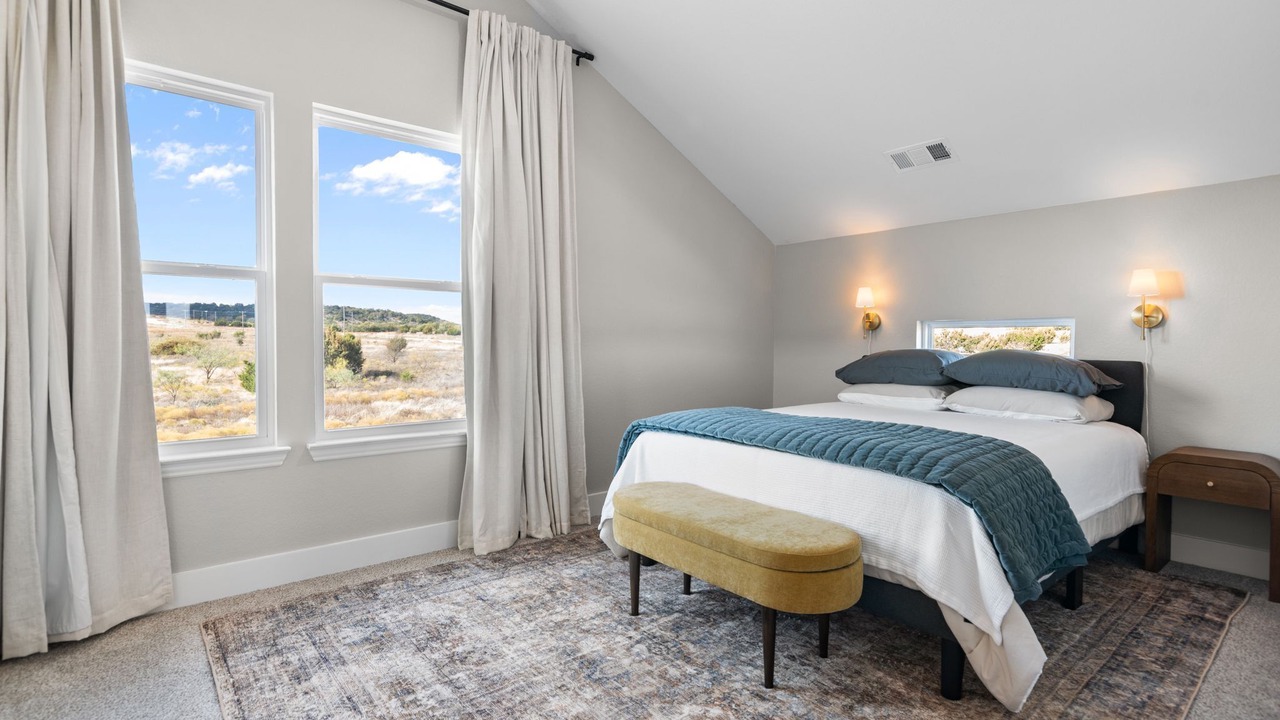 Photo of Bedroom in Glen Rose