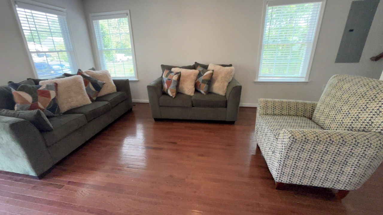 Photo of Livingroom in Mount Vernon
