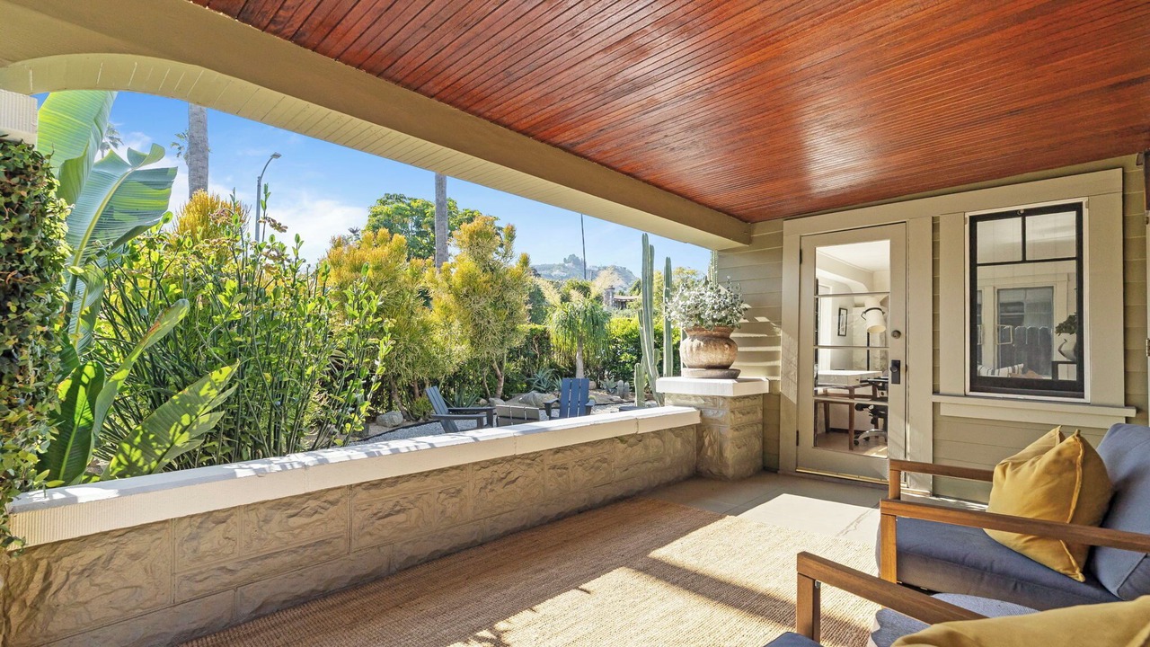 Photo of Patio Balcony in Hollywood