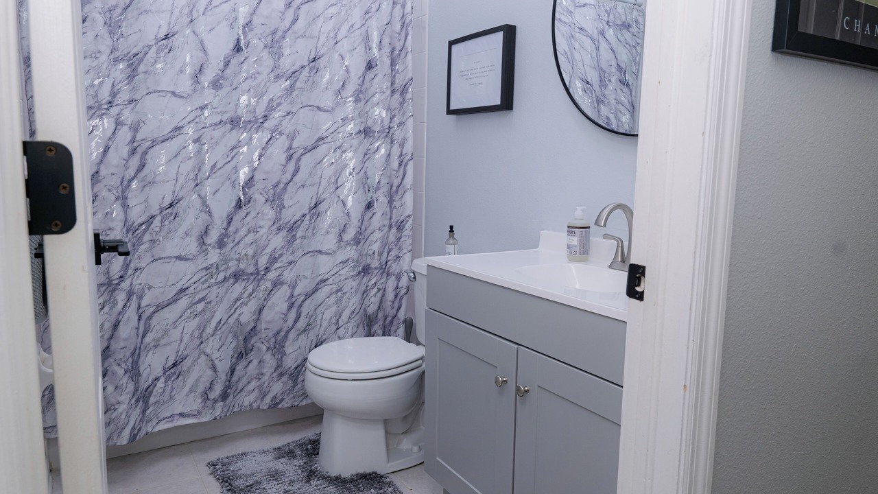 Photo of Bathroom in Meadow Pointe