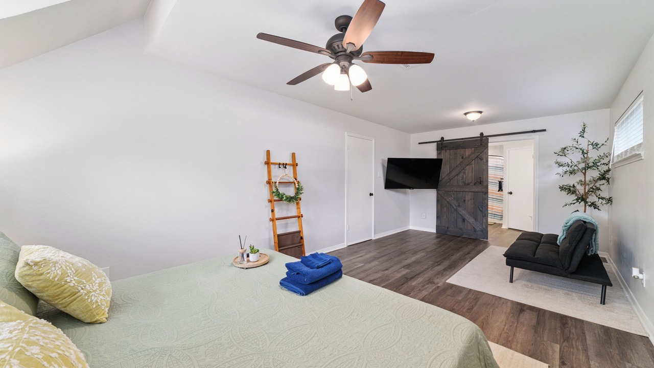Photo of Bedroom in Conroe