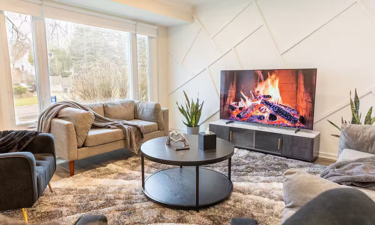 Photo of Livingroom in Flint