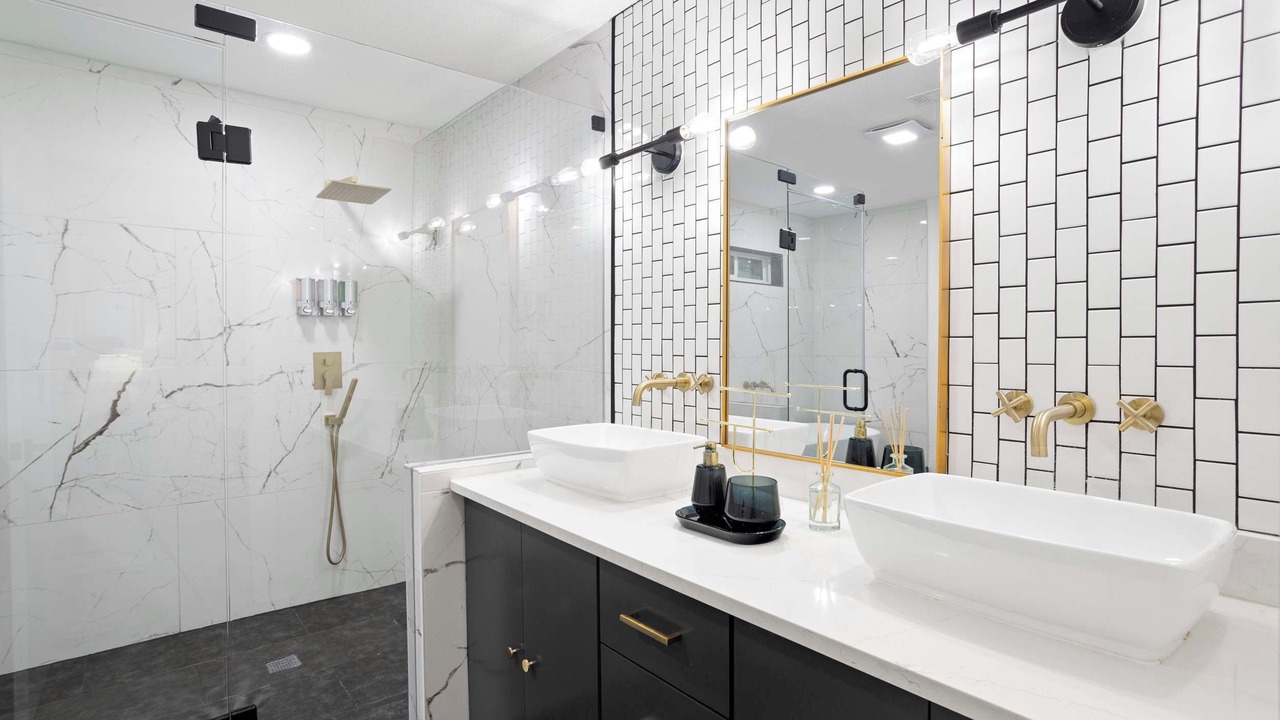 Photo of Bathroom in Far North Dallas