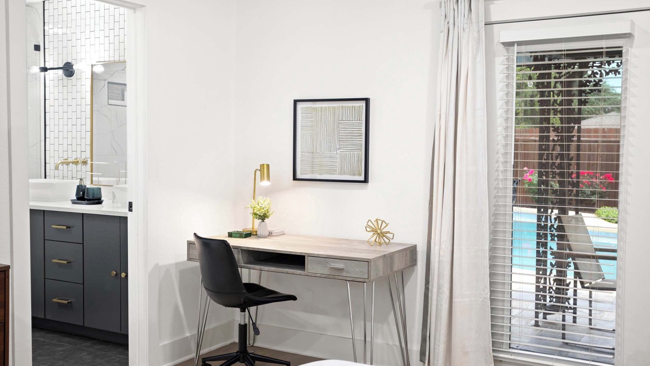 Photo of Bedroom in Far North Dallas