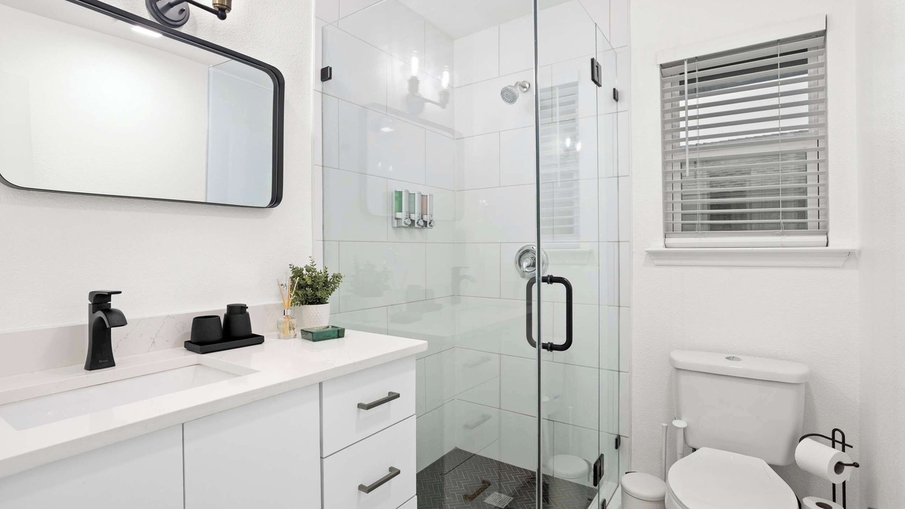 Photo of Bathroom in Far North Dallas