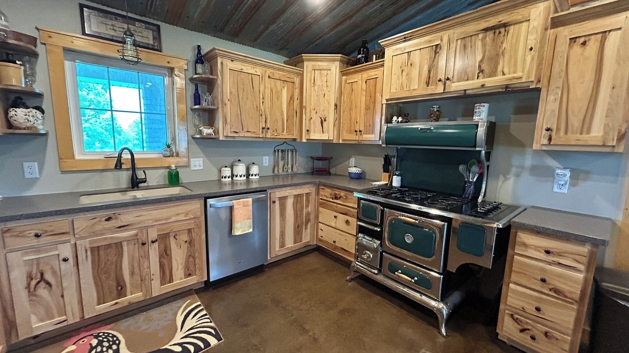 Photo of Kitchen in Peculiar