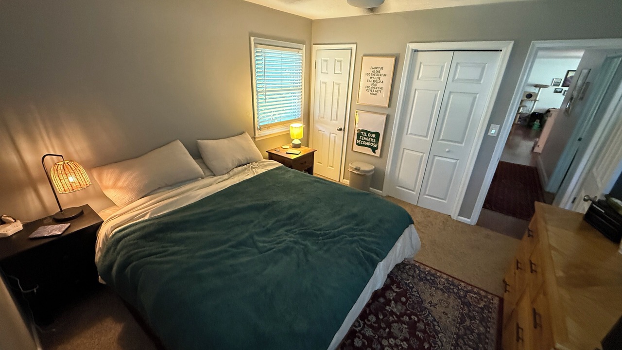 Photo of Bedroom in Merriam