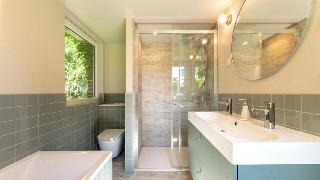 Photo of Bathroom in Luneray