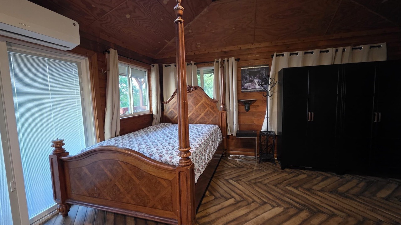 Photo of Bedroom in Cedar Hill