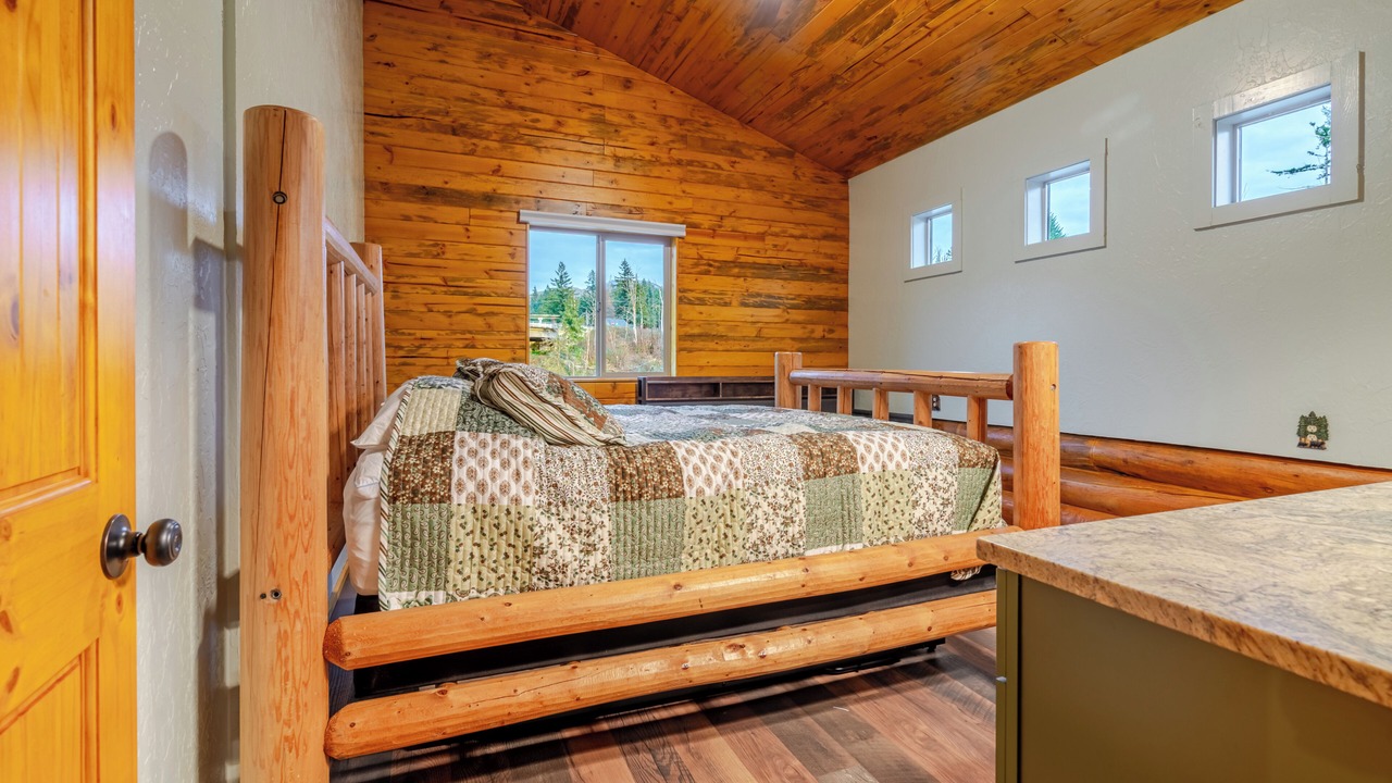 Photo of Bedroom in Gates