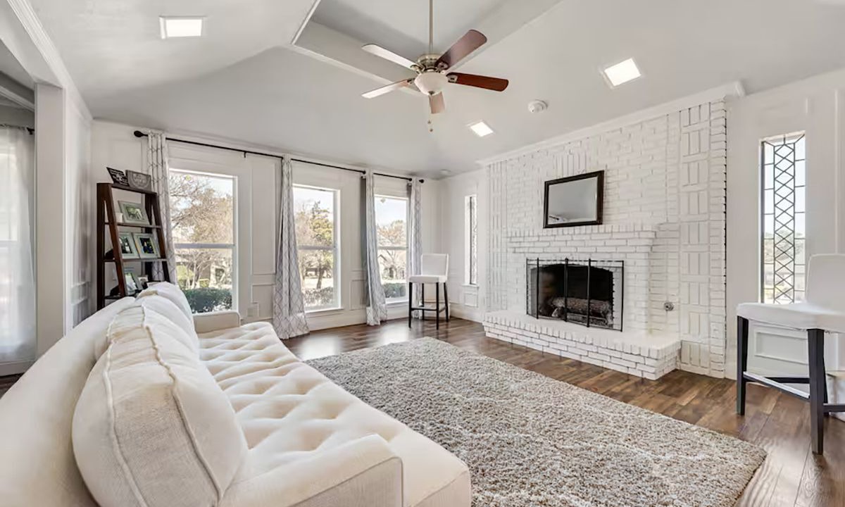Photo of Bedroom in Garland