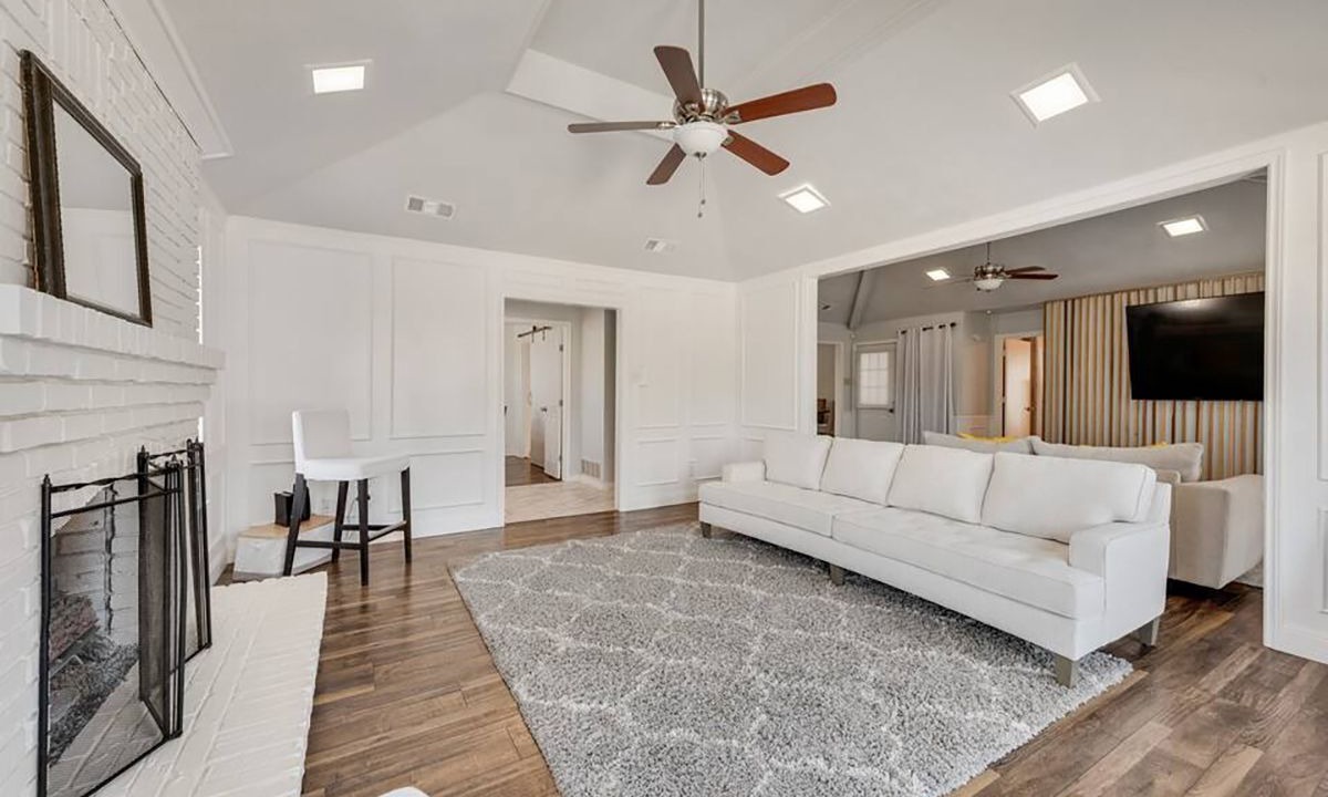 Photo of Livingroom in Garland