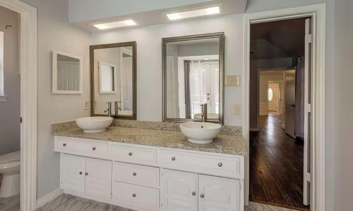 Photo of Bathroom in Garland