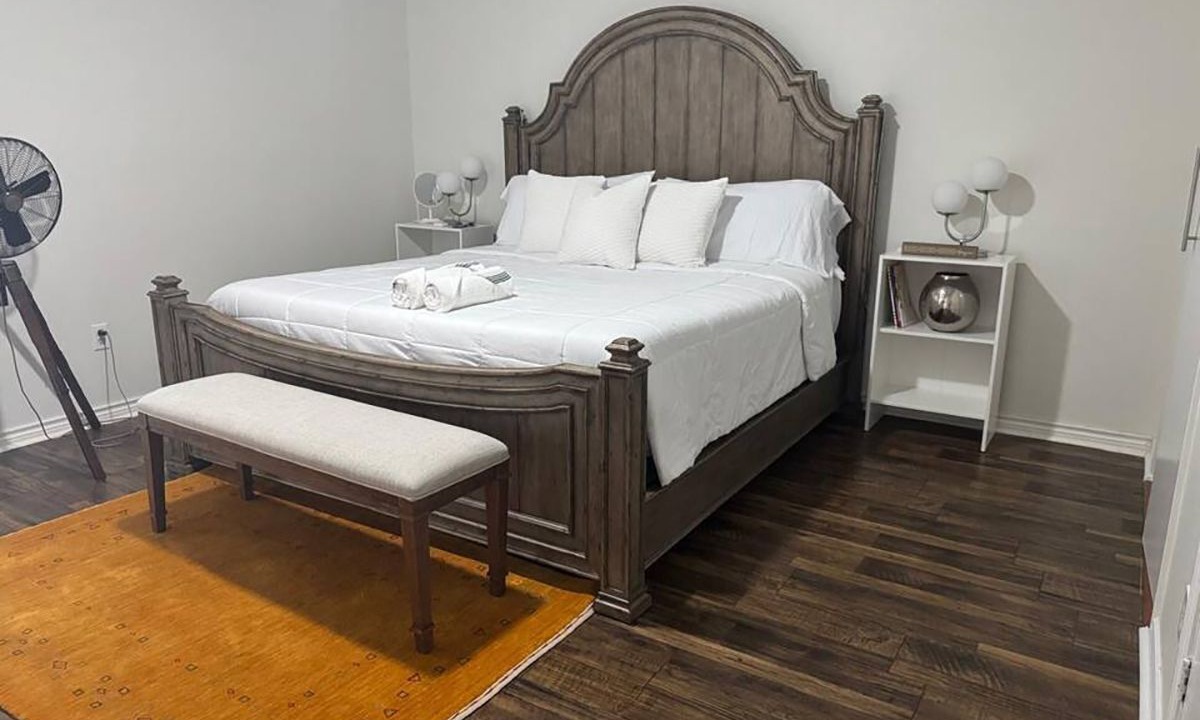 Photo of Bedroom in Garland