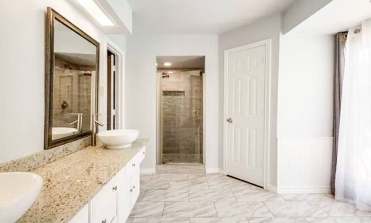 Photo of Bathroom in Garland