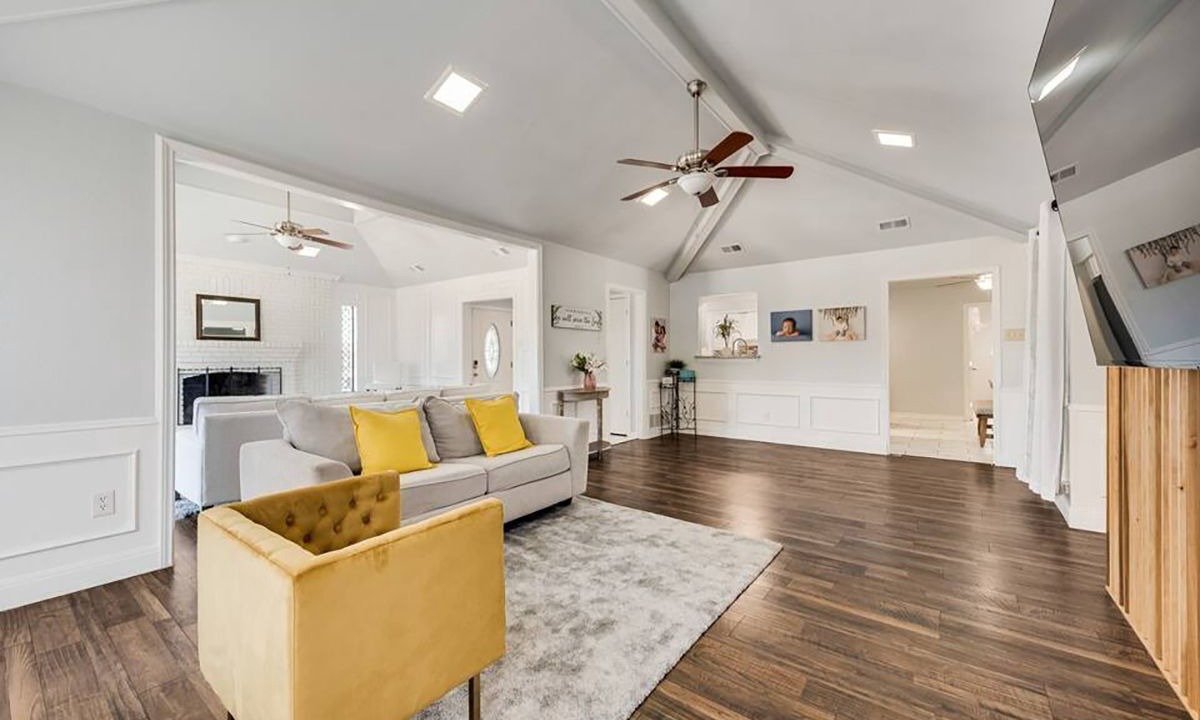 Photo of Livingroom in Garland