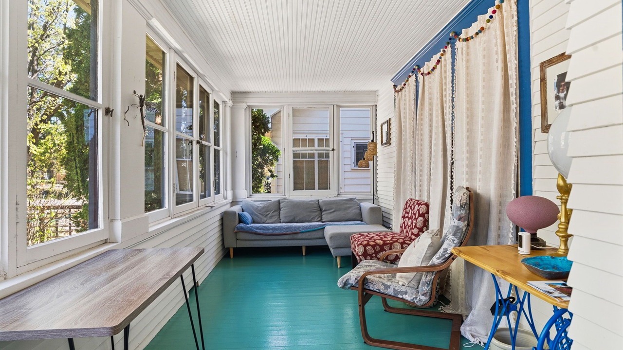 Photo of Livingroom in Merriam Park West
