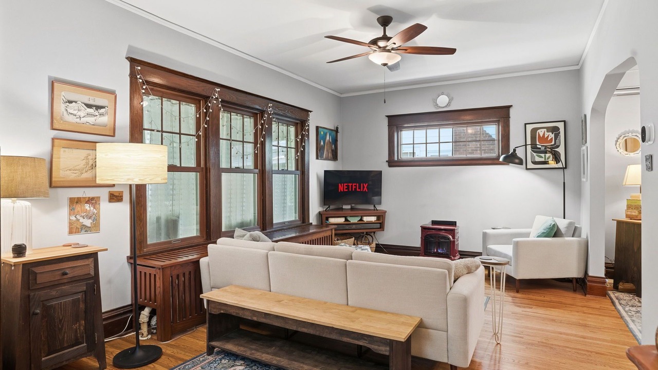 Photo of Livingroom in Merriam Park West