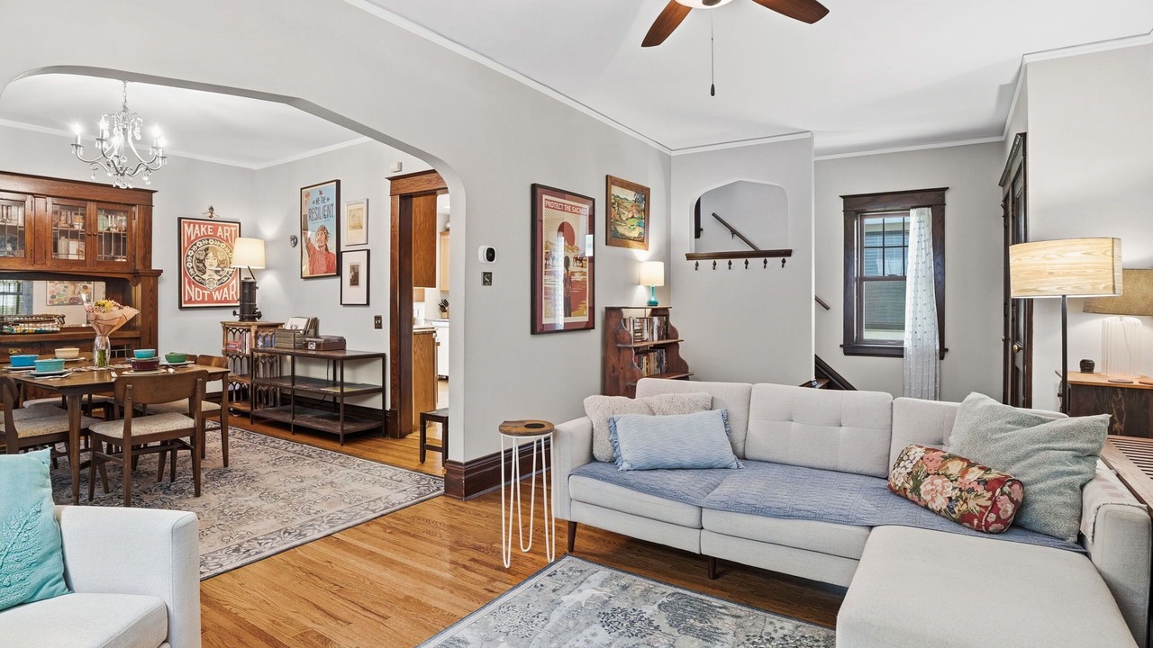 Photo of Livingroom in Merriam Park West