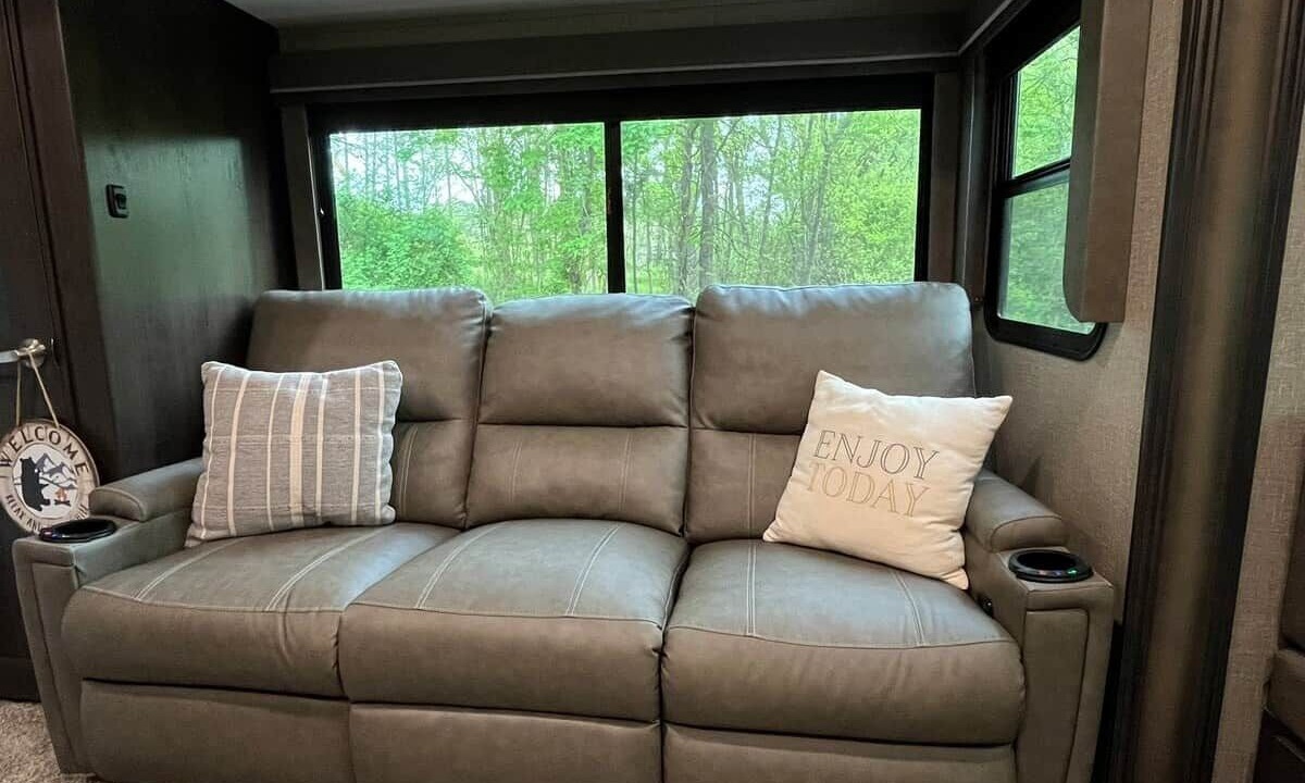 Photo of Livingroom in Townsend
