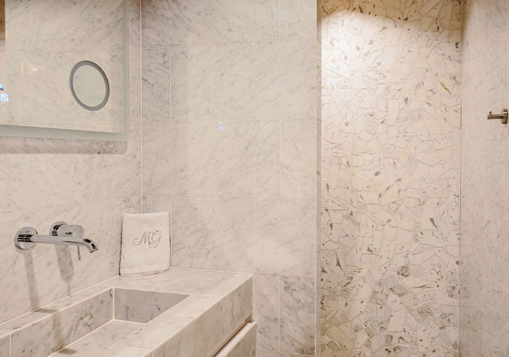 Photo of Bathroom in Barbizon