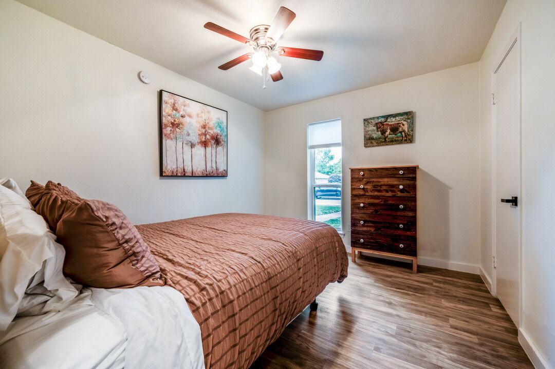 Photo of Bedroom in Farmers Branch