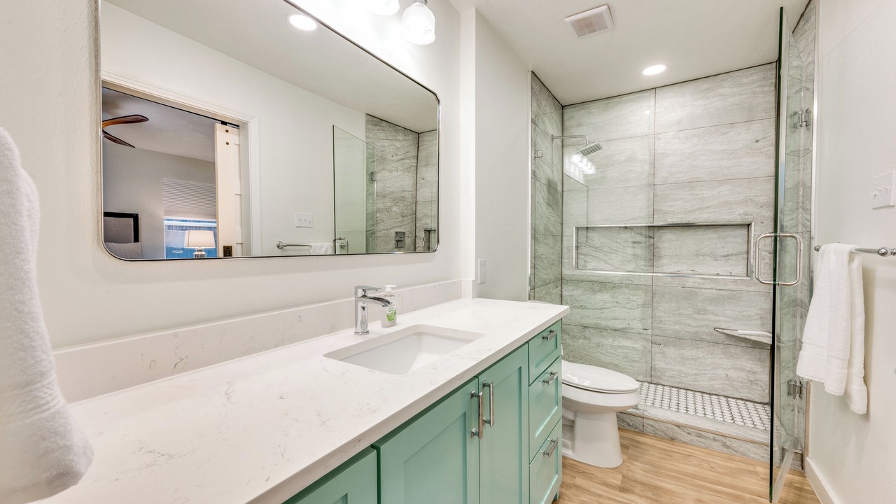 Photo of Bathroom in Farmers Branch