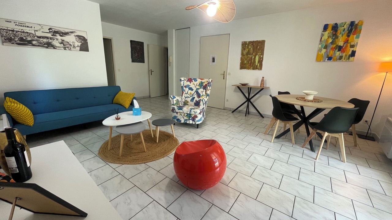 Photo of Livingroom in Lormont