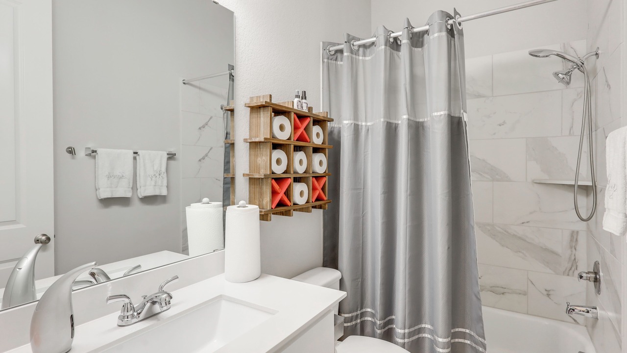 Photo of Bathroom in Manor