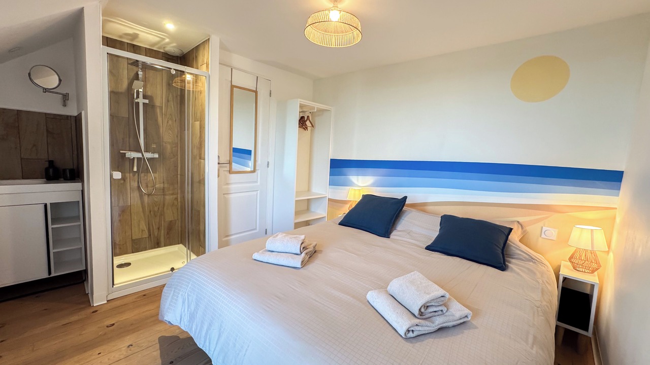 Photo of Bedroom in Le Vivier-sur-Mer