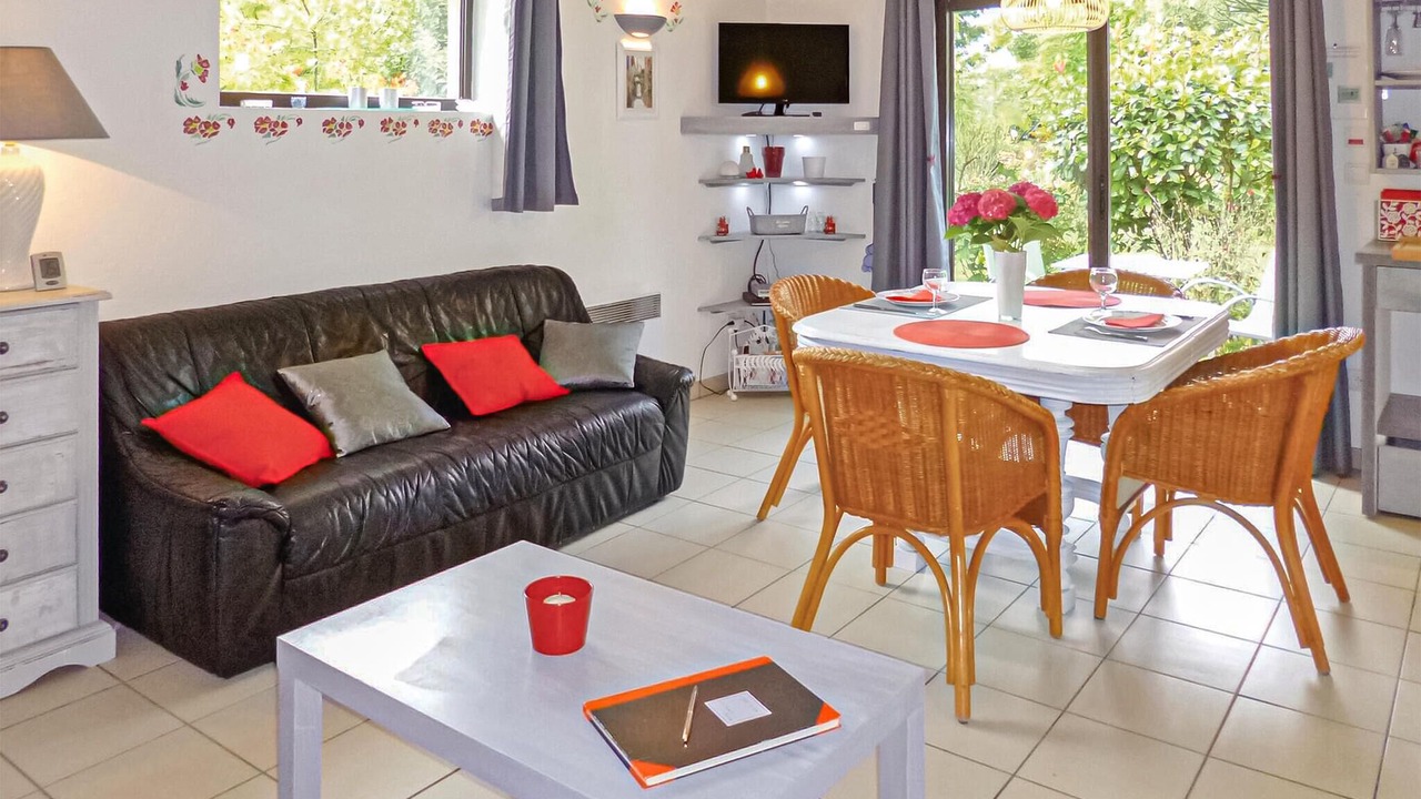 Photo of Bedroom in Ectot-lʼAuber