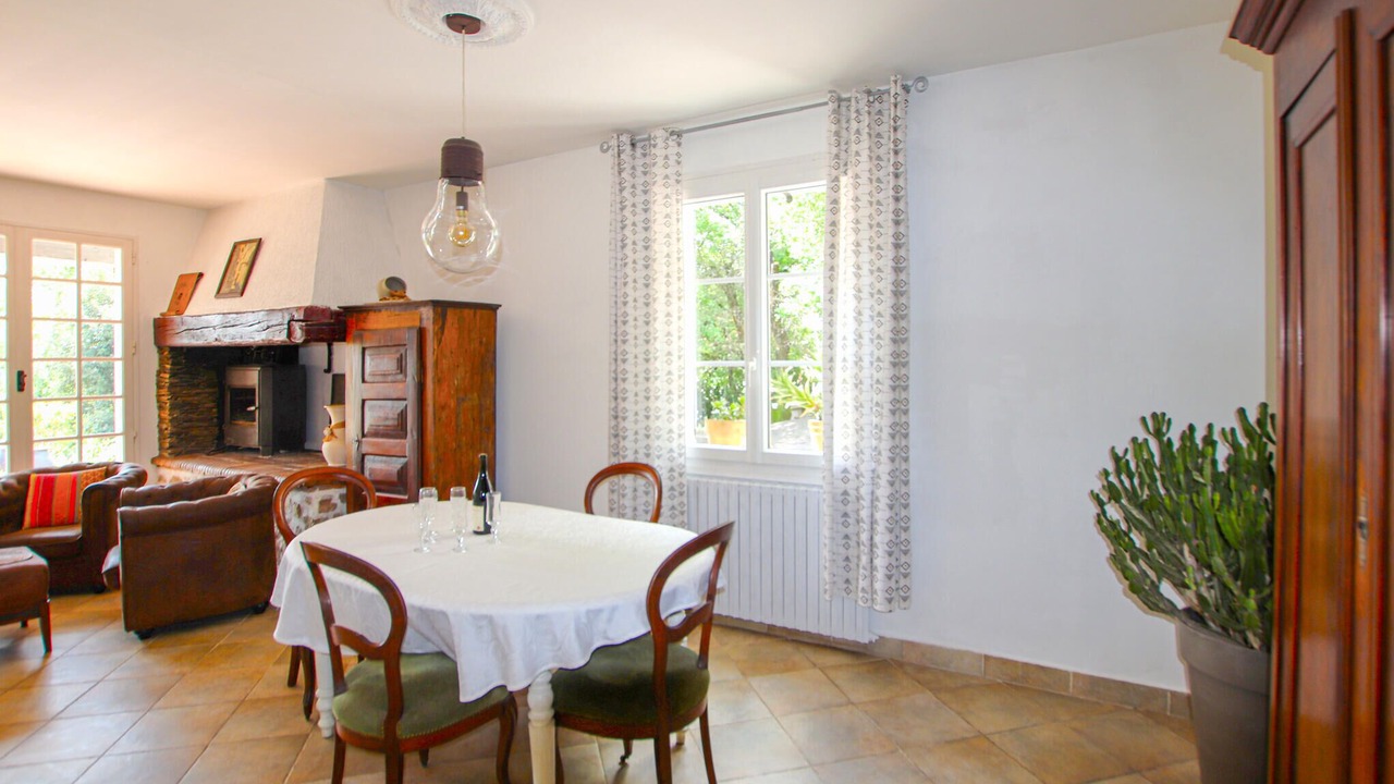 Photo of Bedroom in Saint-Marcel-d'Aredeche