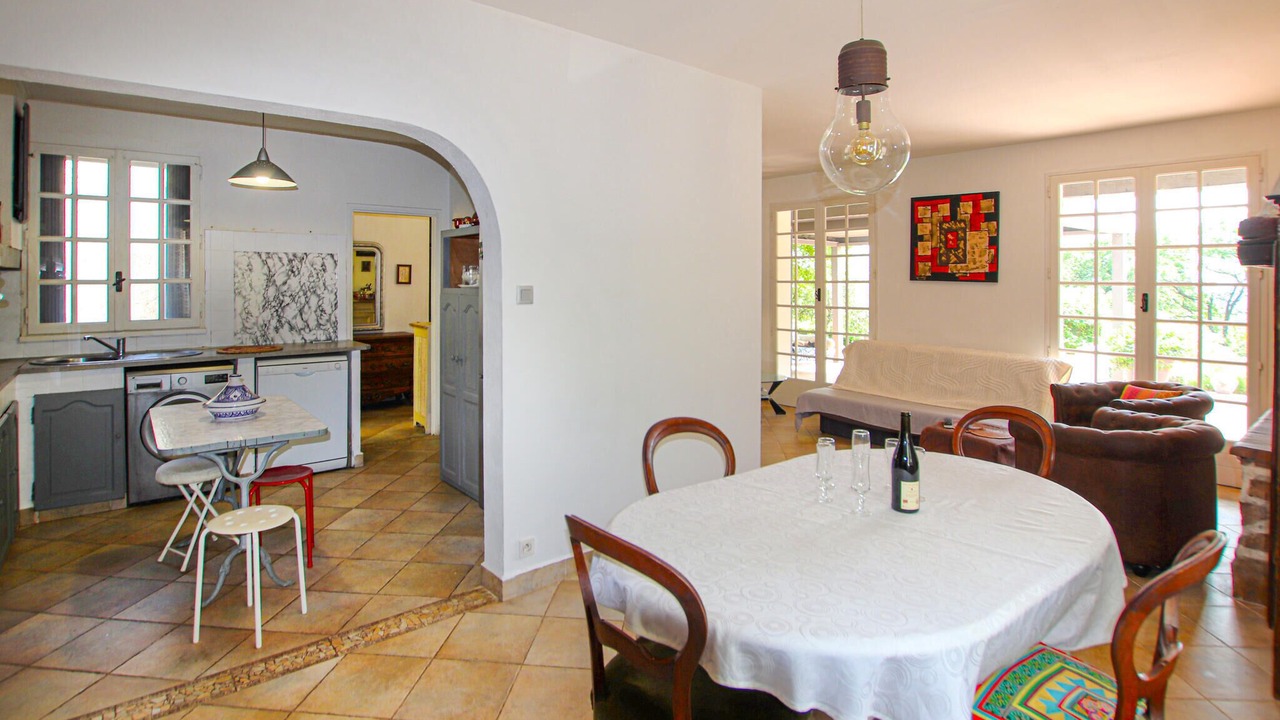 Photo of Bedroom in Saint-Marcel-d'Aredeche