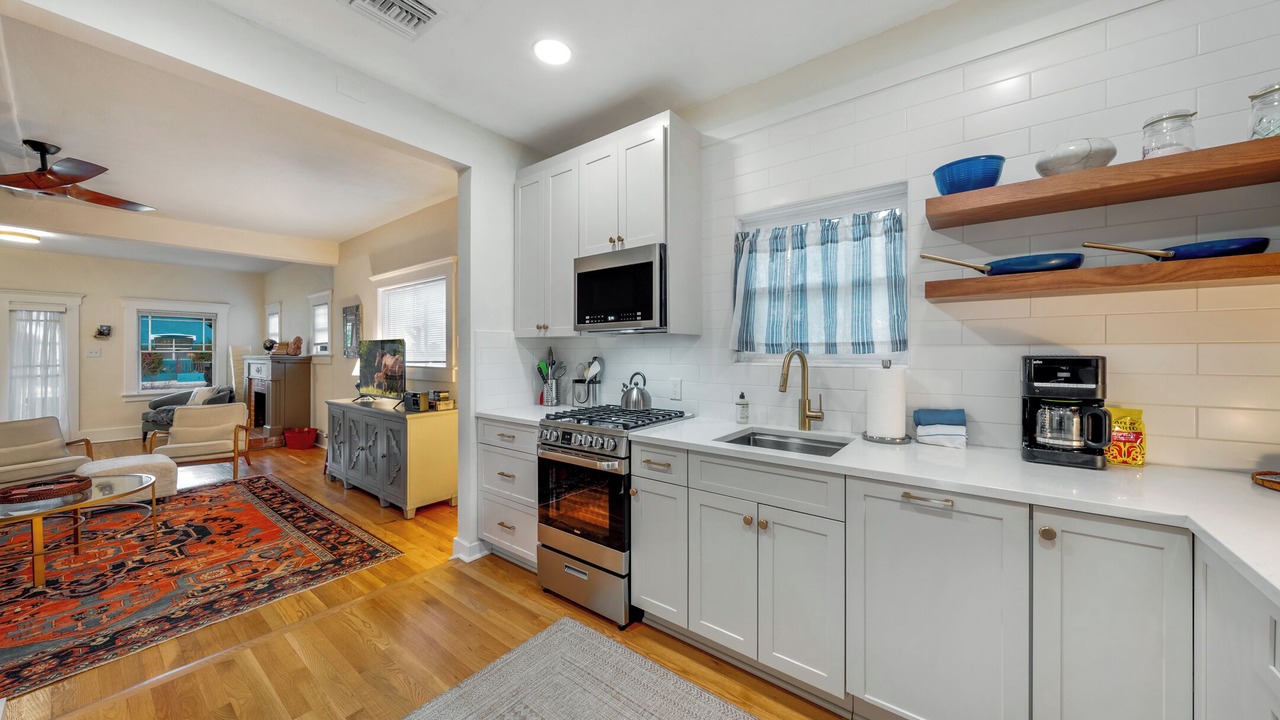 Photo of Kitchen in Armory Park