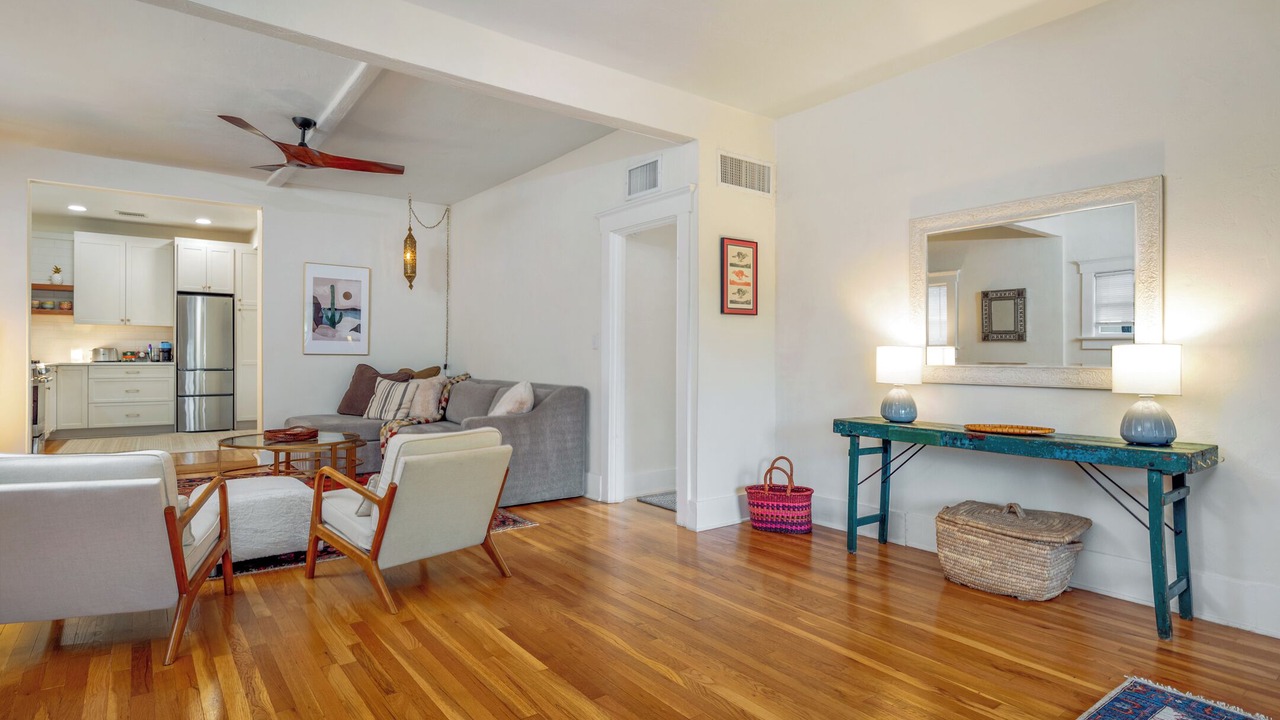 Photo of Livingroom in Armory Park