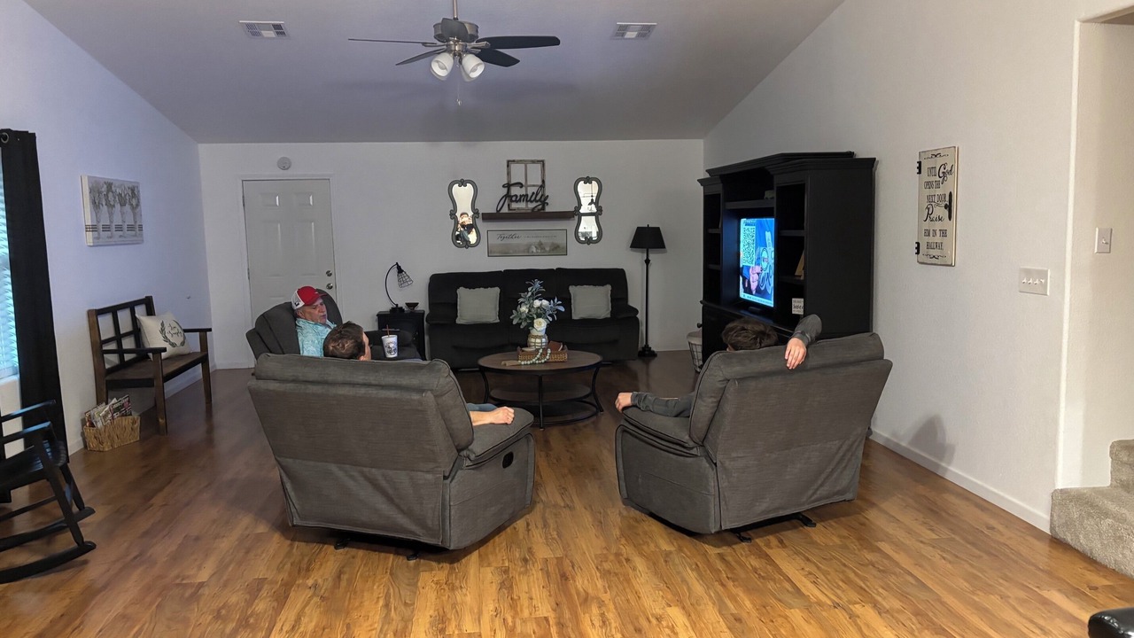 Photo of Livingroom in Perry