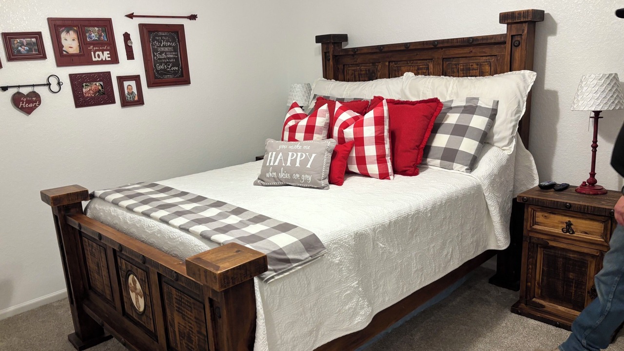 Photo of Bedroom in Perry