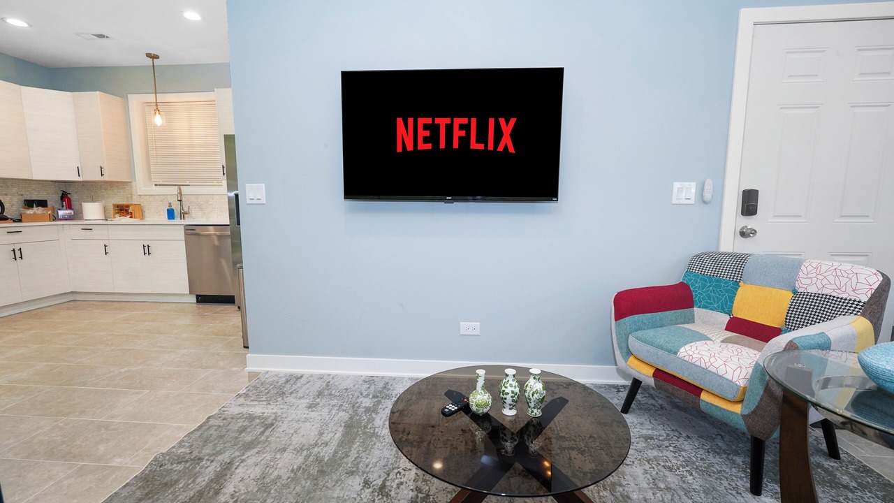 Photo of Livingroom in East Garfield Park