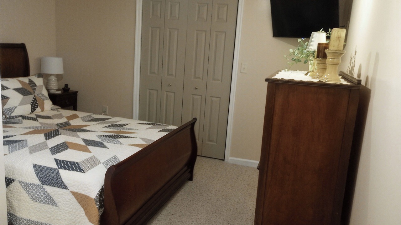 Photo of Bedroom in Stormstown