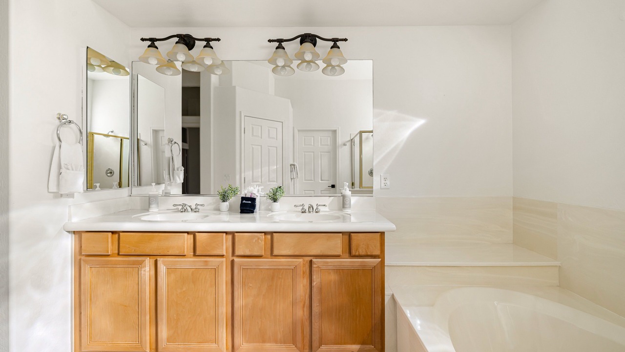 Photo of Bathroom in Legend Trail