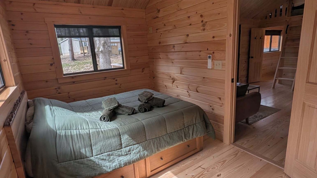 Photo of Bedroom in Silver Lake