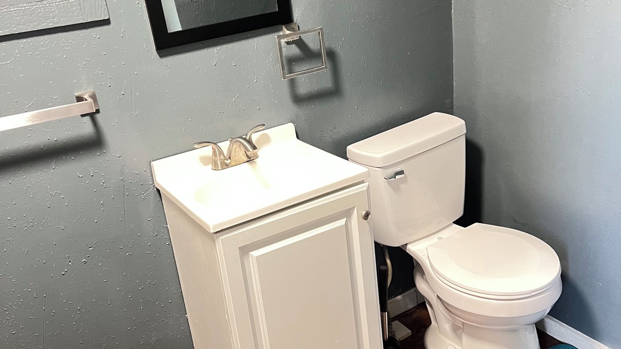 Photo of Bathroom in Central Oklahoma City