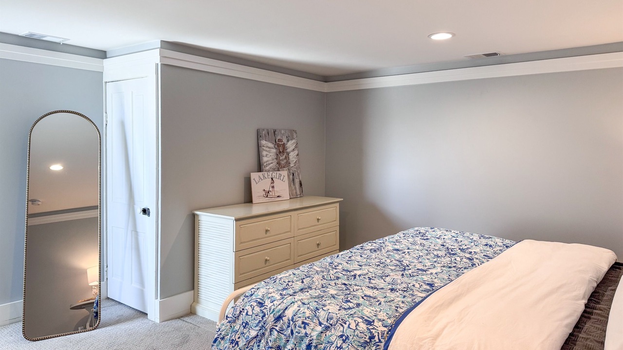 Photo of Bedroom in Harbor Springs