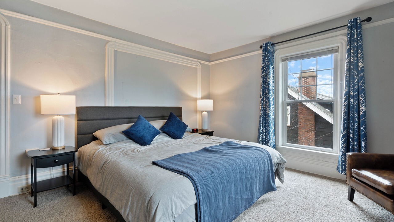 Photo of Bedroom in Lakeside - Lester Park
